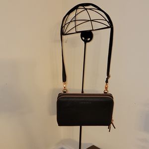 Levenger Carrie Covertible Clutch (Black)